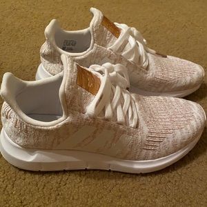 Womens adidas sneaker